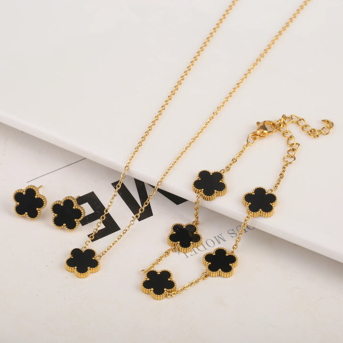 Clover Charm Bracelet